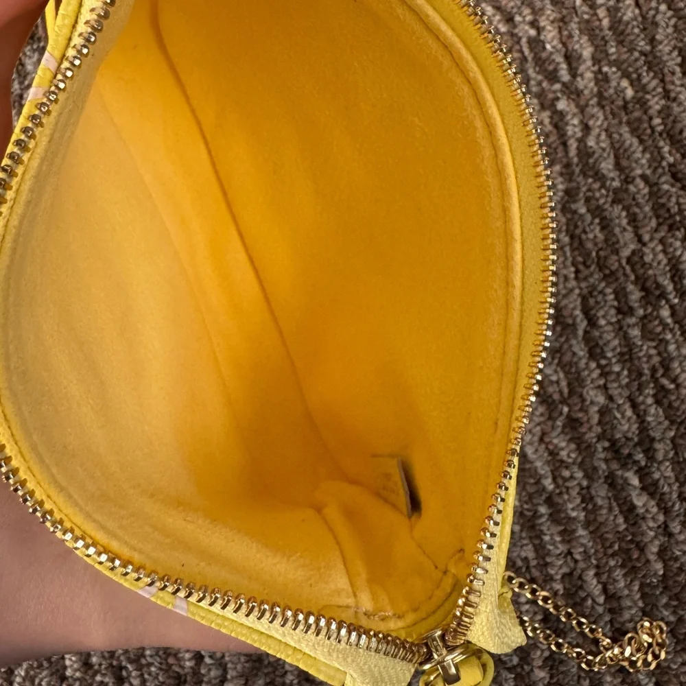Louis Vuitton Empreinte Monogram Mini Pochette in Lemon Curd - Picture 6 of 6